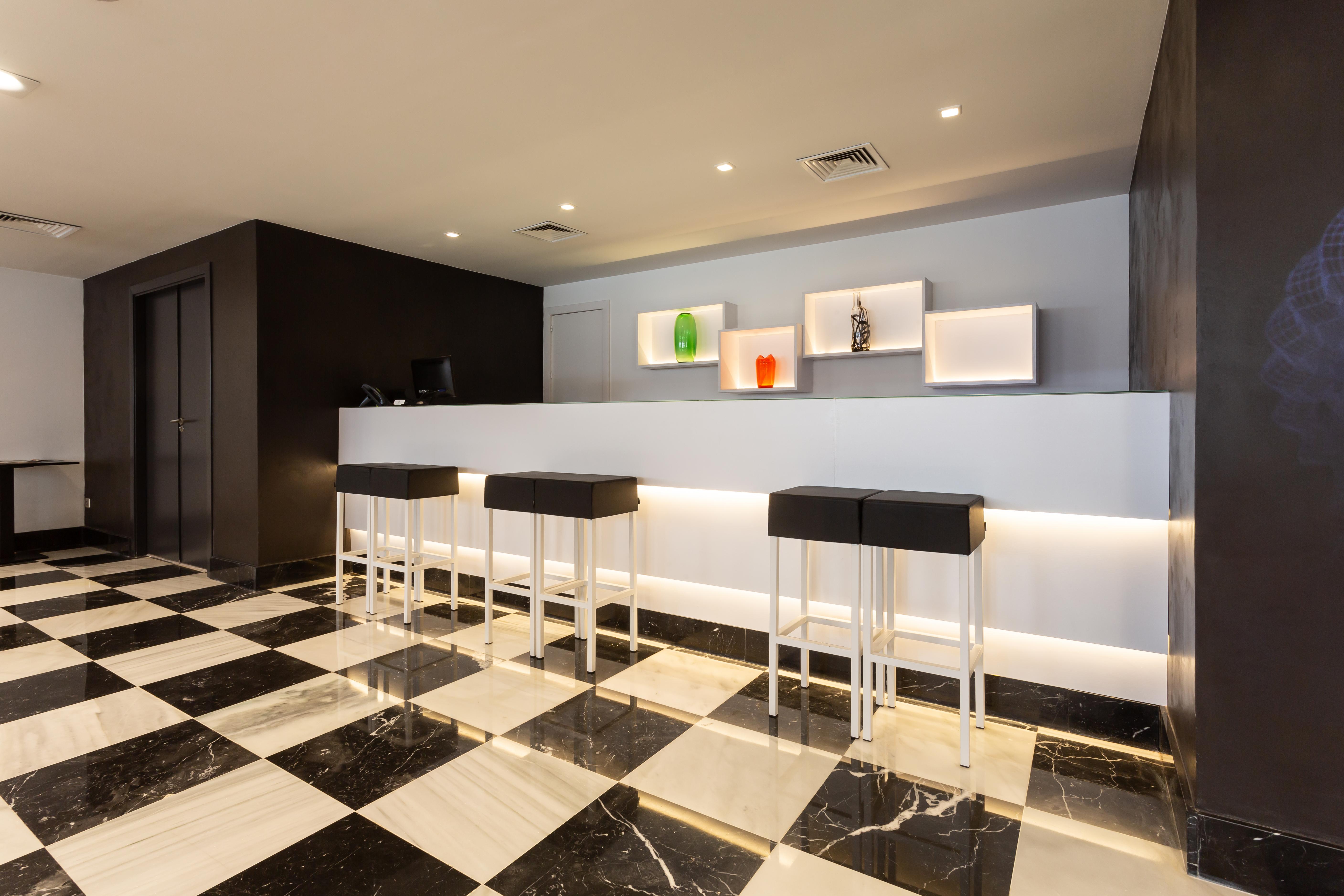 Monte Carmelo Hotel Sevilla Eksteriør billede